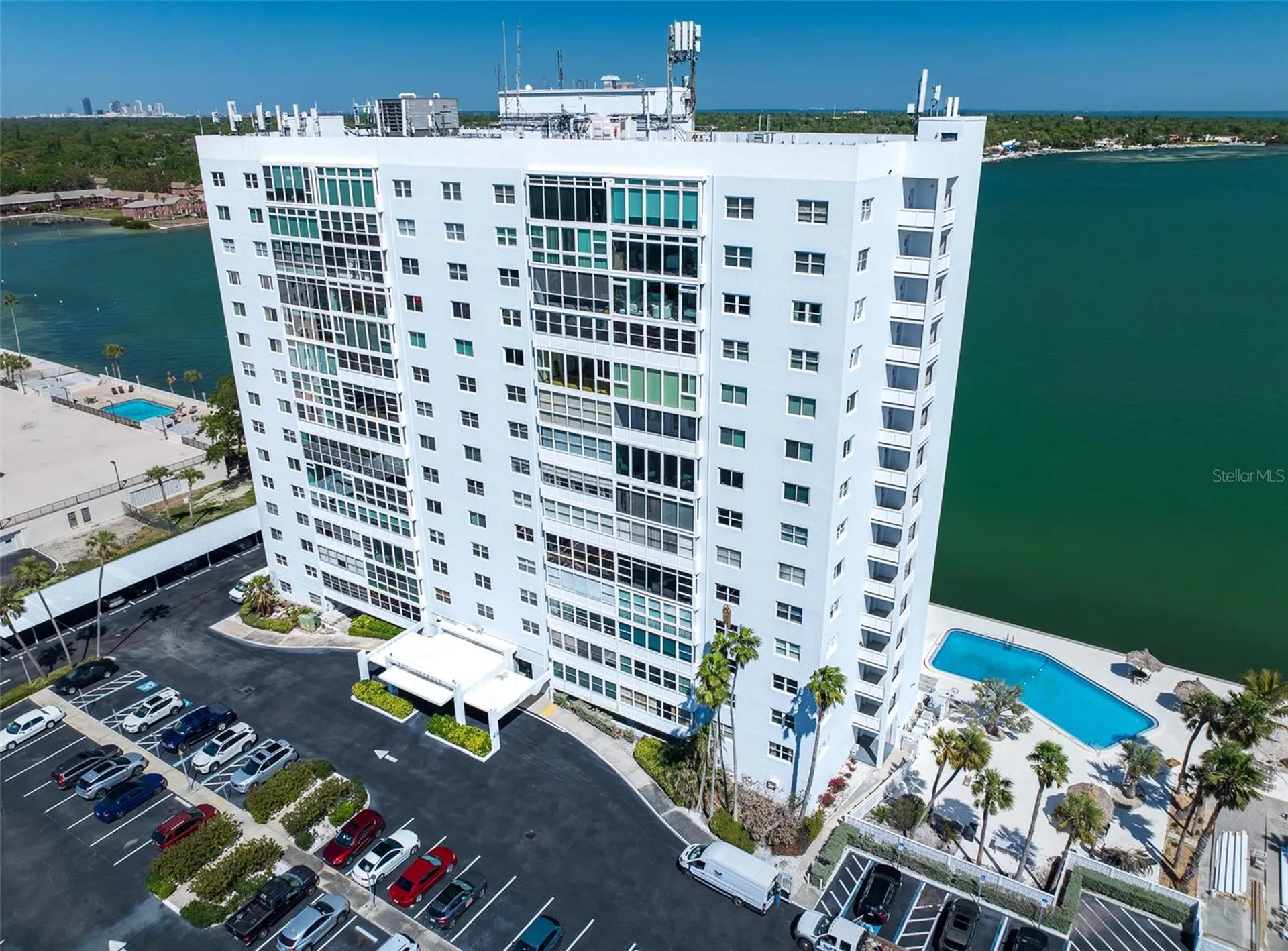 7200 Sunshine Skyway Lane S St Petersburg FL 33711