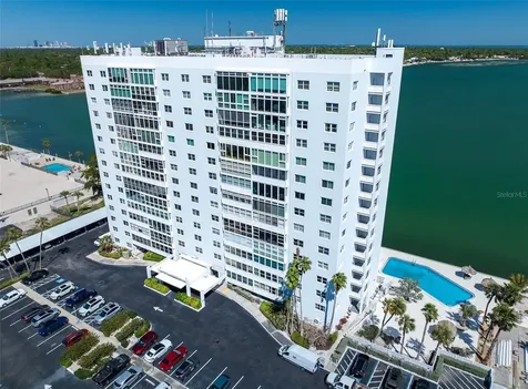7200 Sunshine Skyway Lane S St Petersburg FL 33711