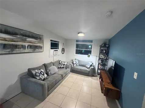 8814 91st Terrace Seminole FL 33777