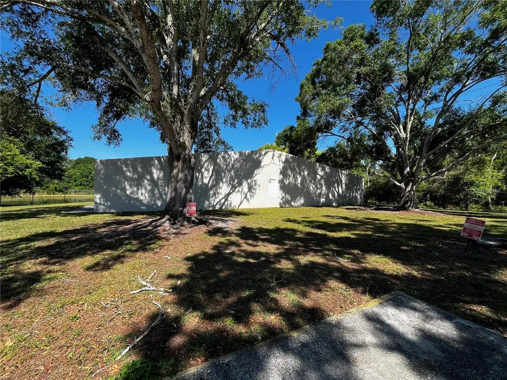 5109 Lawnton Court Tampa FL 33624