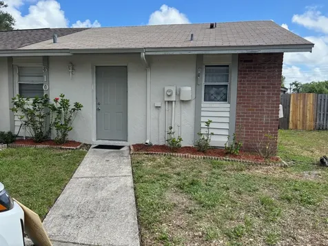 5109 Lawnton Court Tampa FL 33624