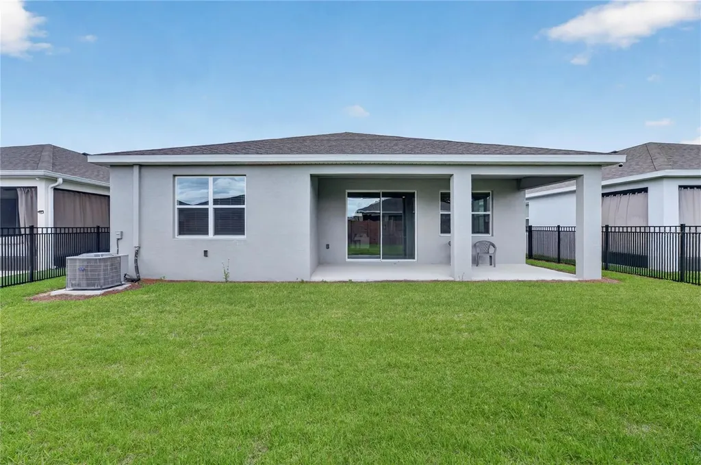 4975 NW 39th Loop Ocala FL 34482