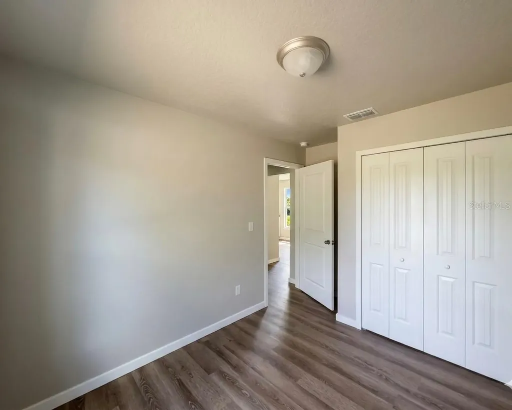 343 N Main Avenue Groveland FL 34736
