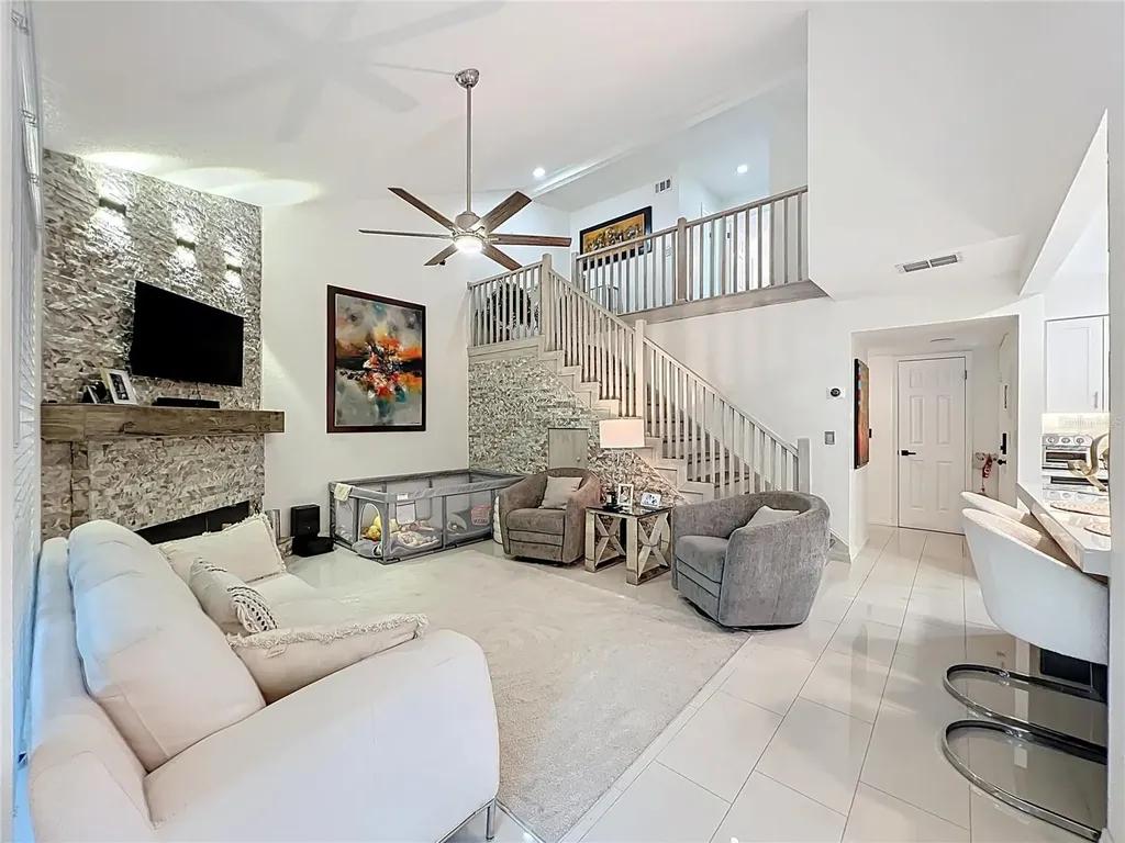 940 Douglas Avenue Altamonte Springs FL 32714