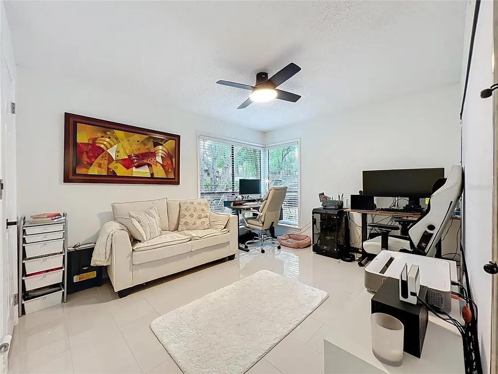 940 Douglas Avenue Altamonte Springs FL 32714