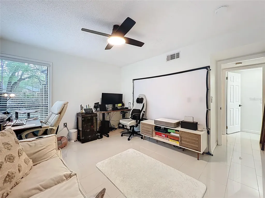 940 Douglas Avenue Altamonte Springs FL 32714