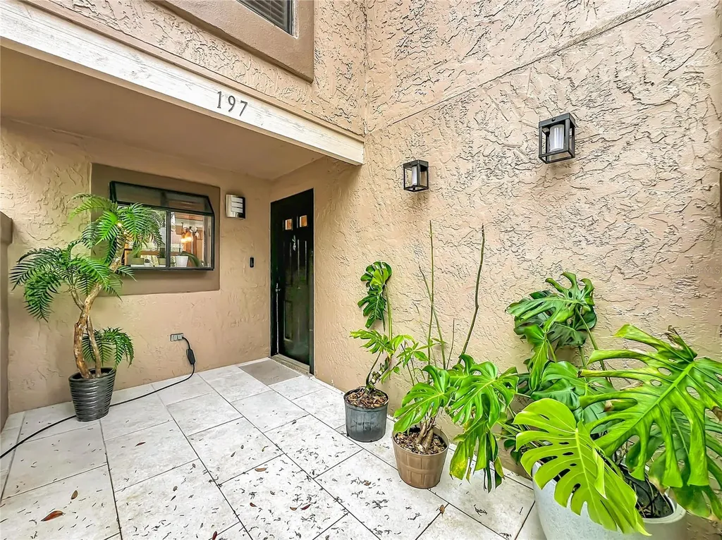 940 Douglas Avenue Altamonte Springs FL 32714