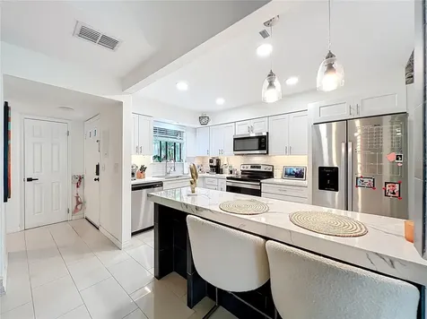 940 Douglas Avenue Altamonte Springs FL 32714