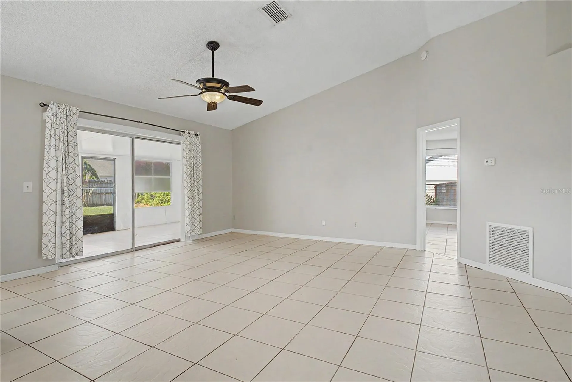 7714 Legacy Lane Orlando FL 32818