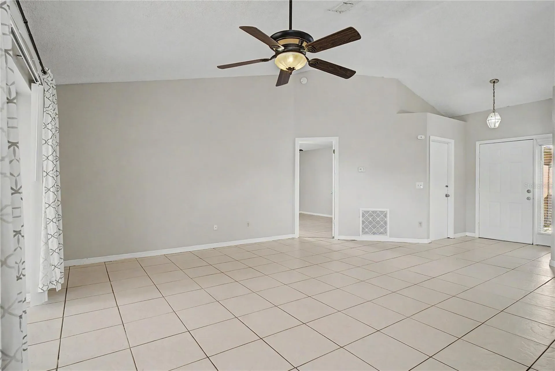 7714 Legacy Lane Orlando FL 32818