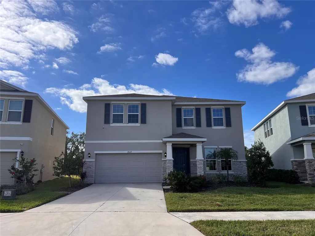 17637 Cantarina Cove Bradenton FL 34211