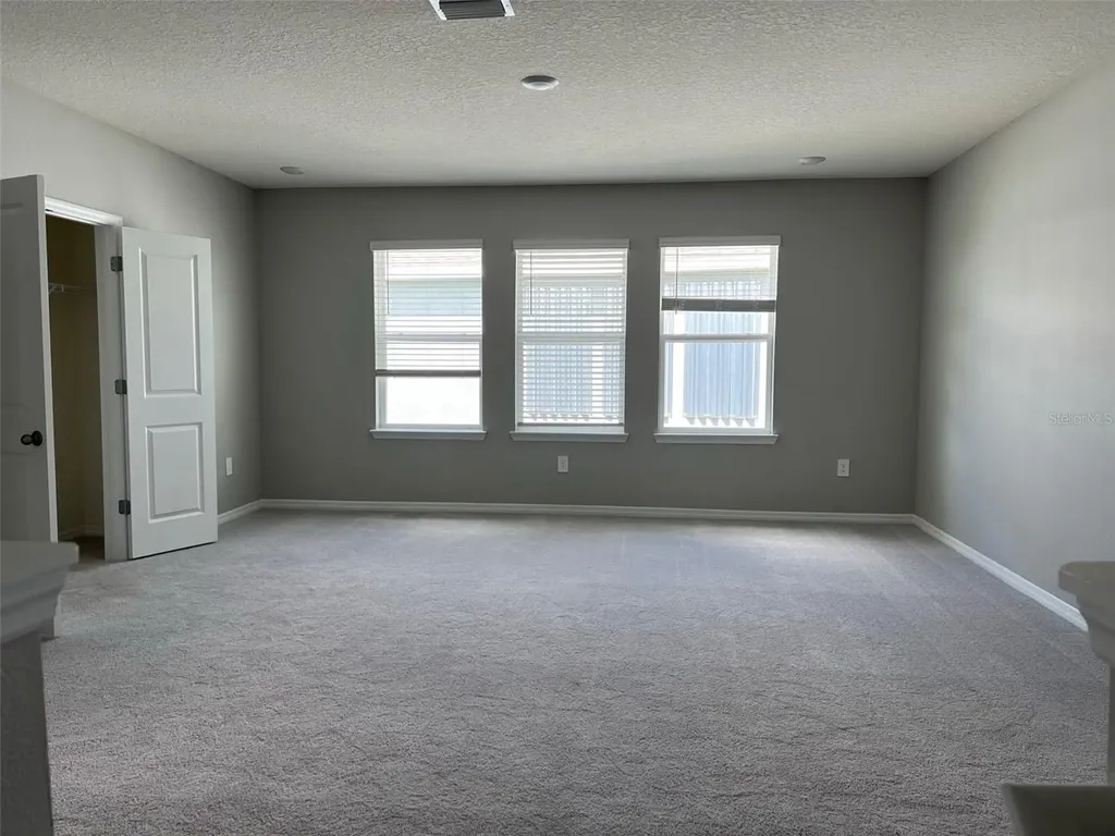 17637 Cantarina Cove Bradenton FL 34211