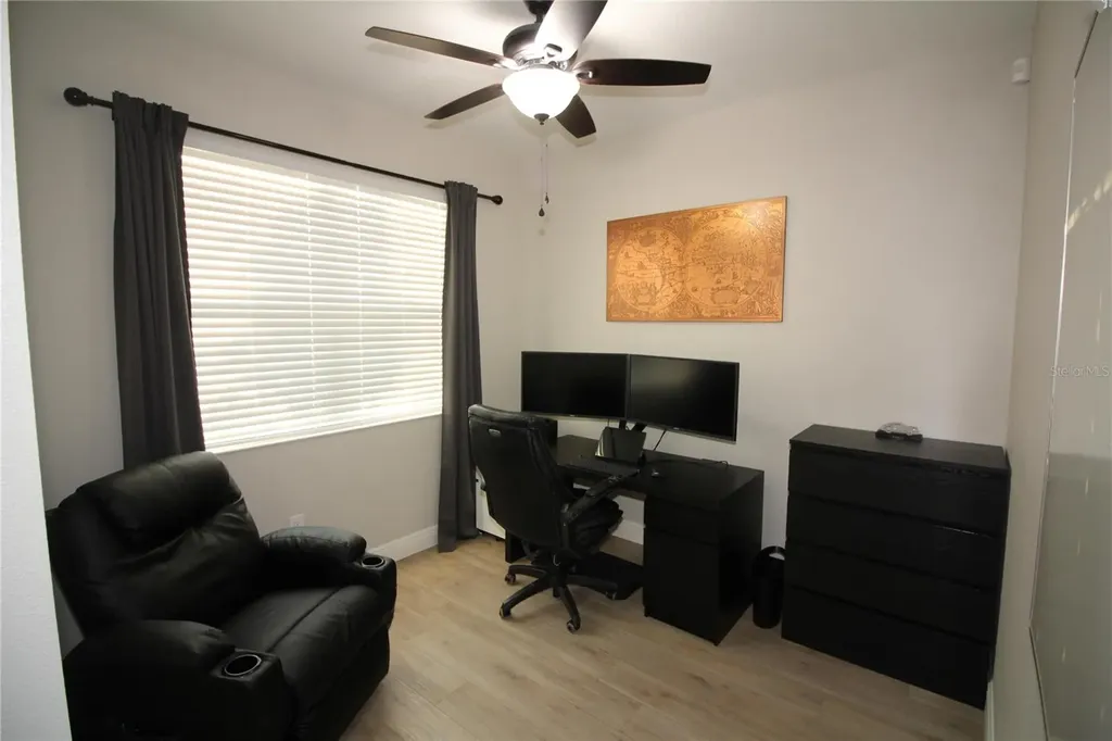 9449 Sanders Park Place Seffner FL 33584