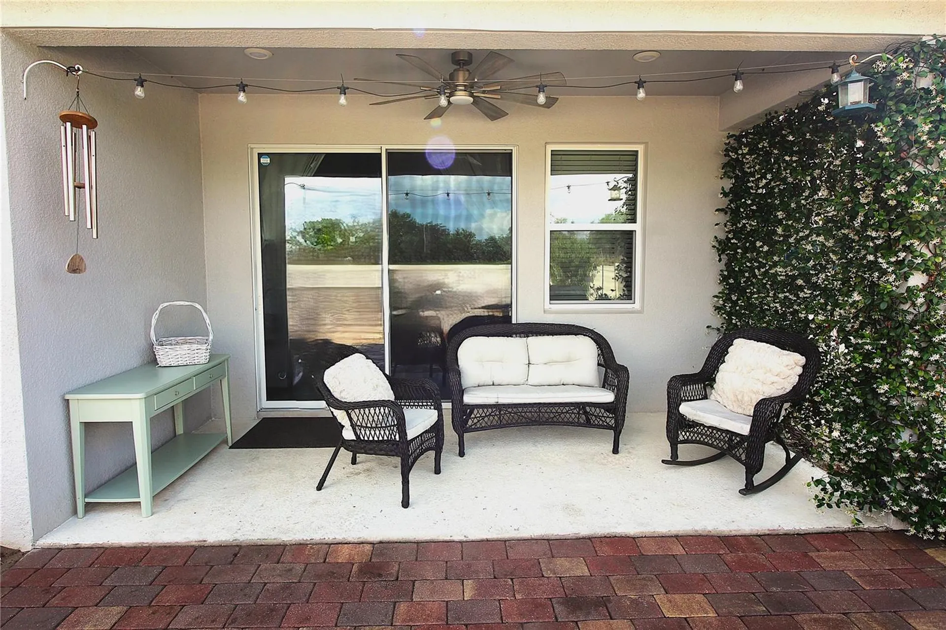 9449 Sanders Park Place Seffner FL 33584