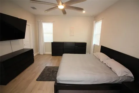 9449 Sanders Park Place Seffner FL 33584