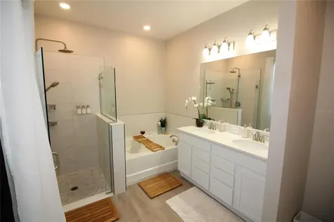 9449 Sanders Park Place Seffner FL 33584