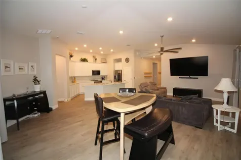 9449 Sanders Park Place Seffner FL 33584