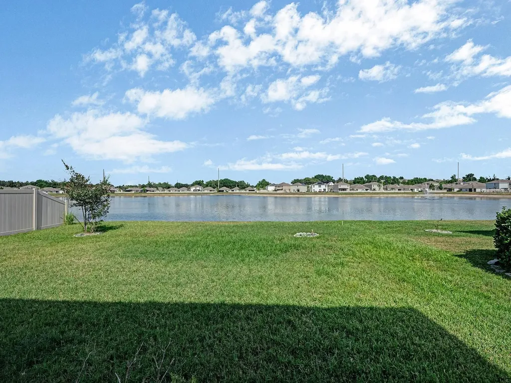 7850 Sail Clover Lane Zephyrhills FL 33540