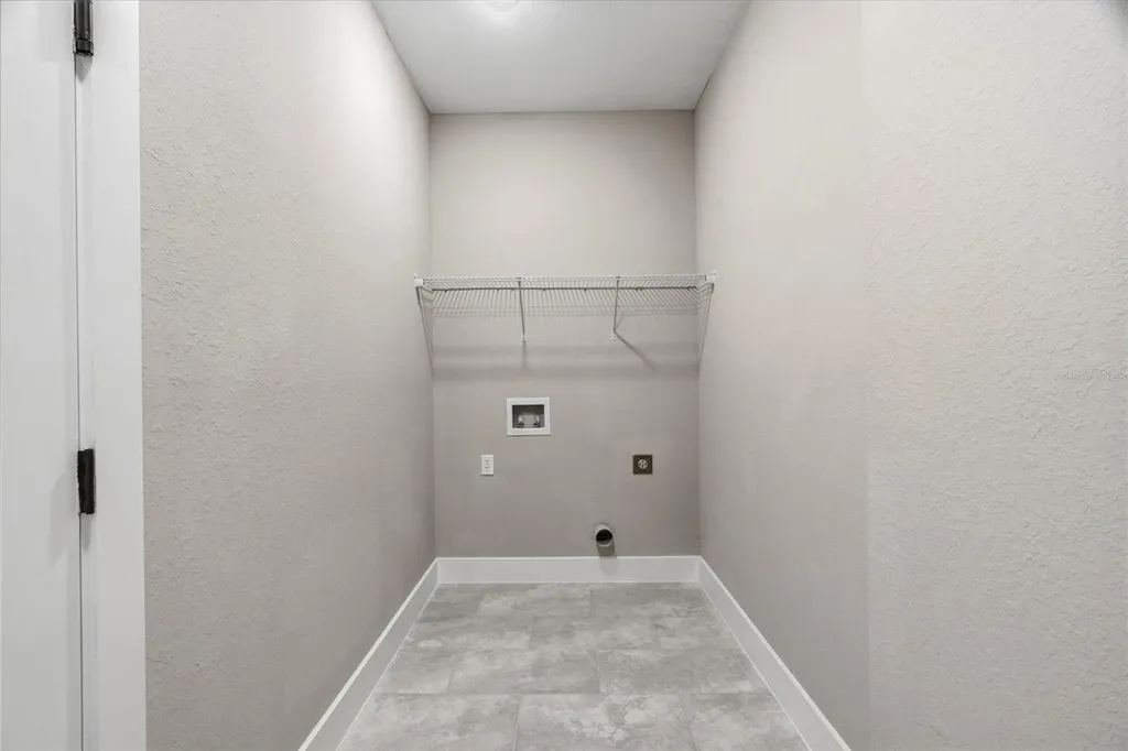 2027 NW 17th Street Cape Coral FL 33993