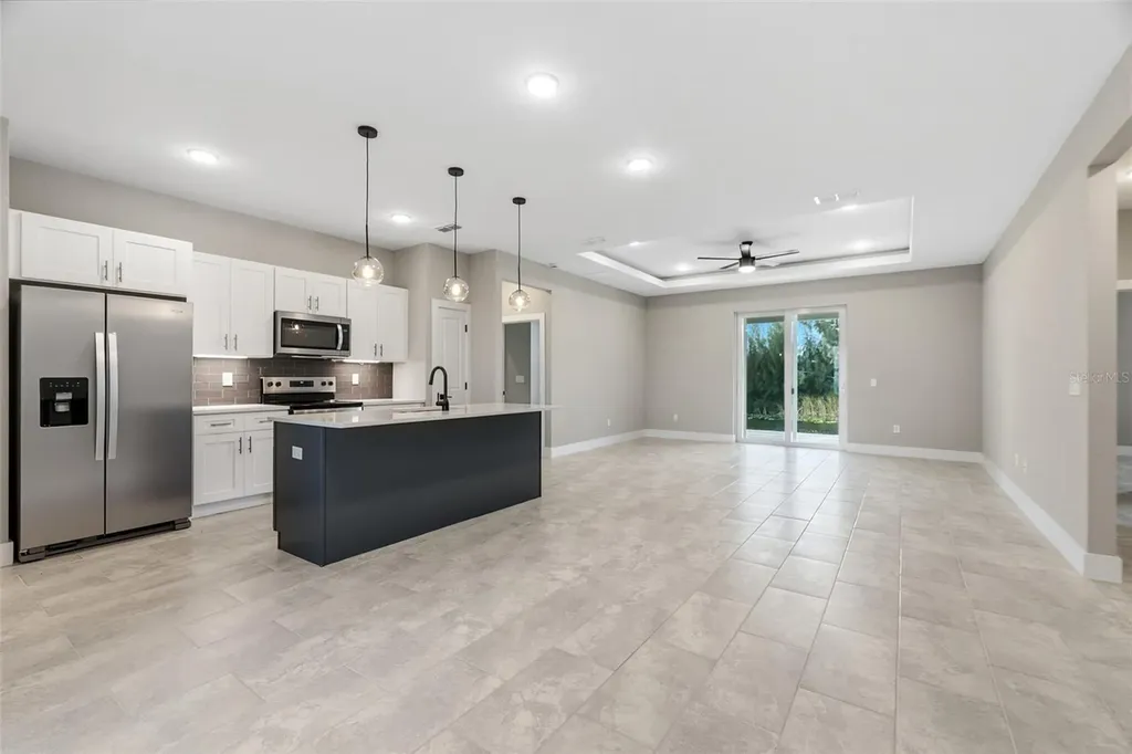 2027 NW 17th Street Cape Coral FL 33993