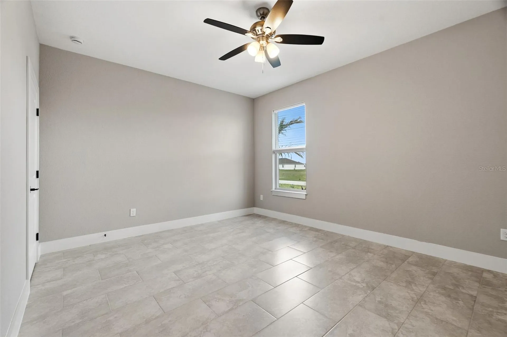 2027 NW 17th Street Cape Coral FL 33993