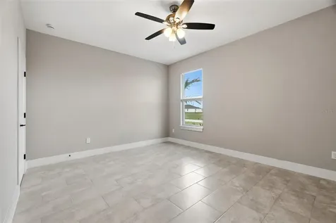 2027 NW 17th Street Cape Coral FL 33993