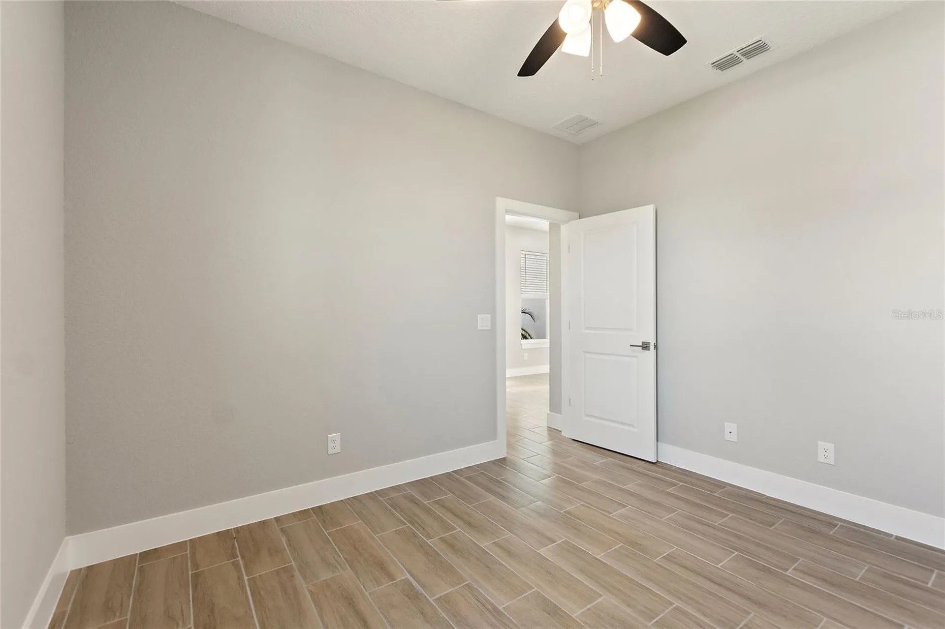 802 James Drive Kissimmee FL 34759