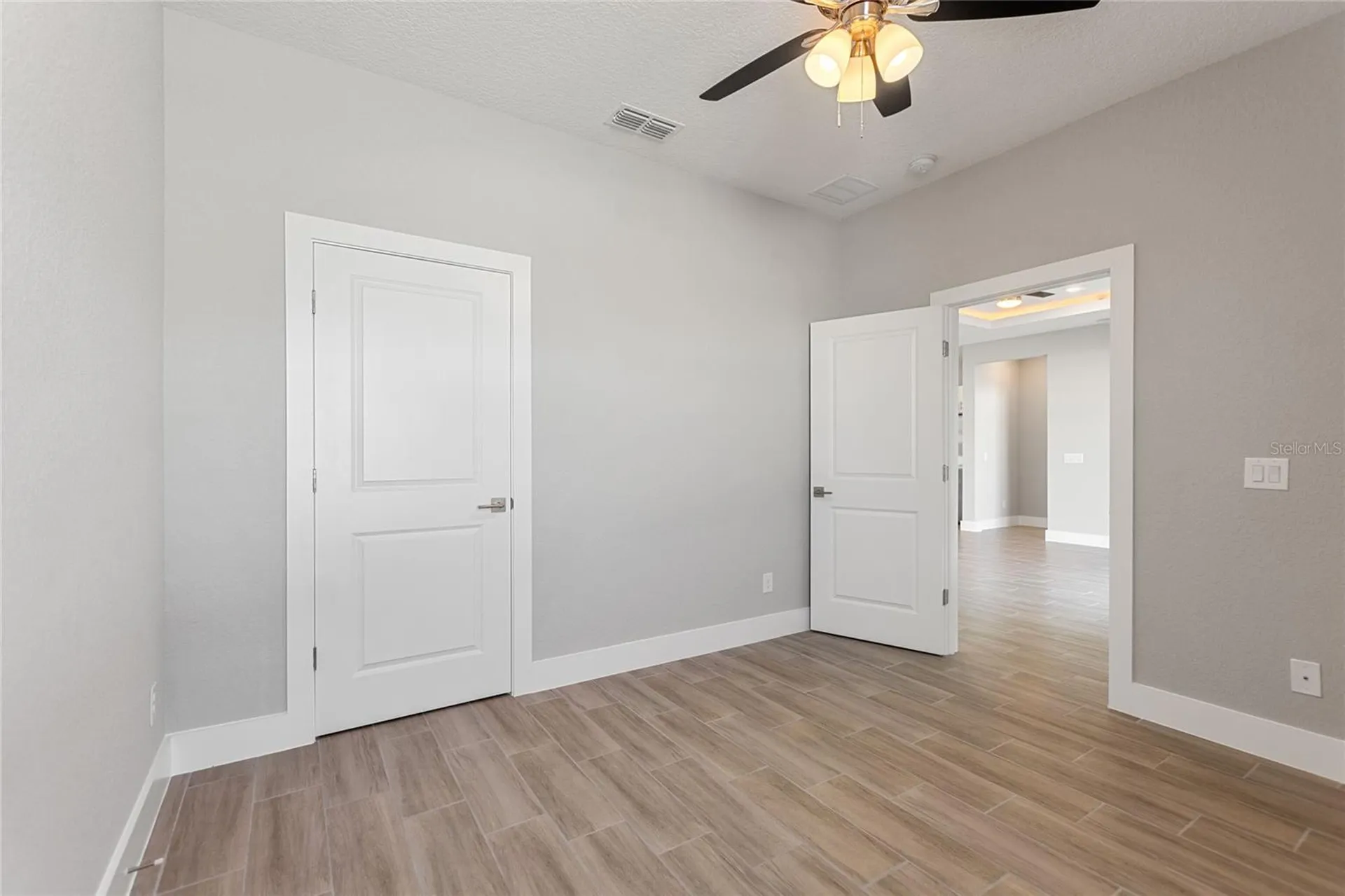 802 James Drive Kissimmee FL 34759