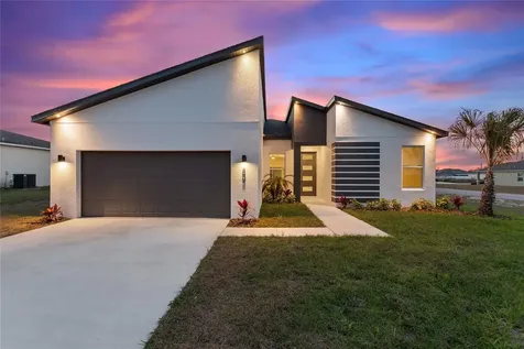 802 James Drive Kissimmee FL 34759