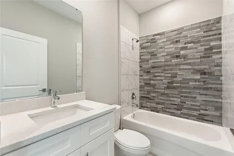 802 James Drive Kissimmee FL 34759