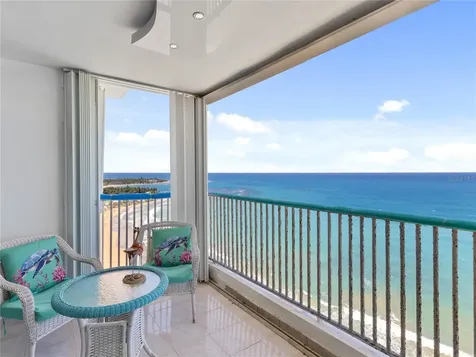 Condominio Sandy Hills W Luquillo PR 00773
