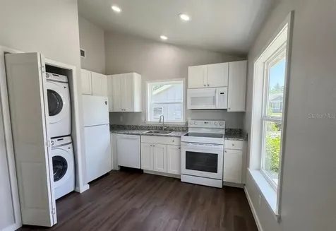 357 N Main Avenue Groveland FL 34736