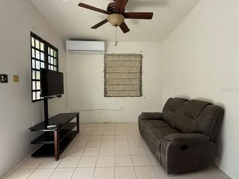 52 A Comm. Bajandas, Pr-925 Int. Humacao PR 00791