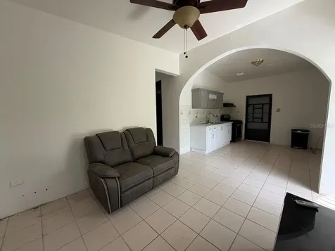 52 A Comm. Bajandas, Pr-925 Int. Humacao PR 00791
