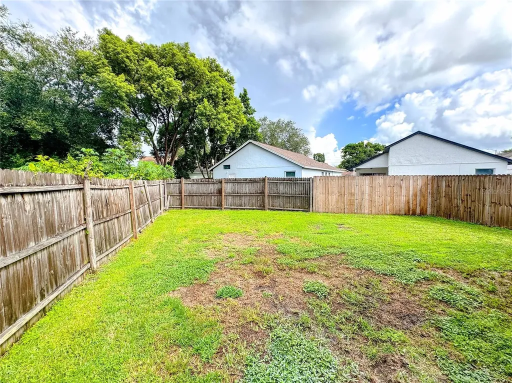 7821 Farnsworth Court Orlando FL 32825