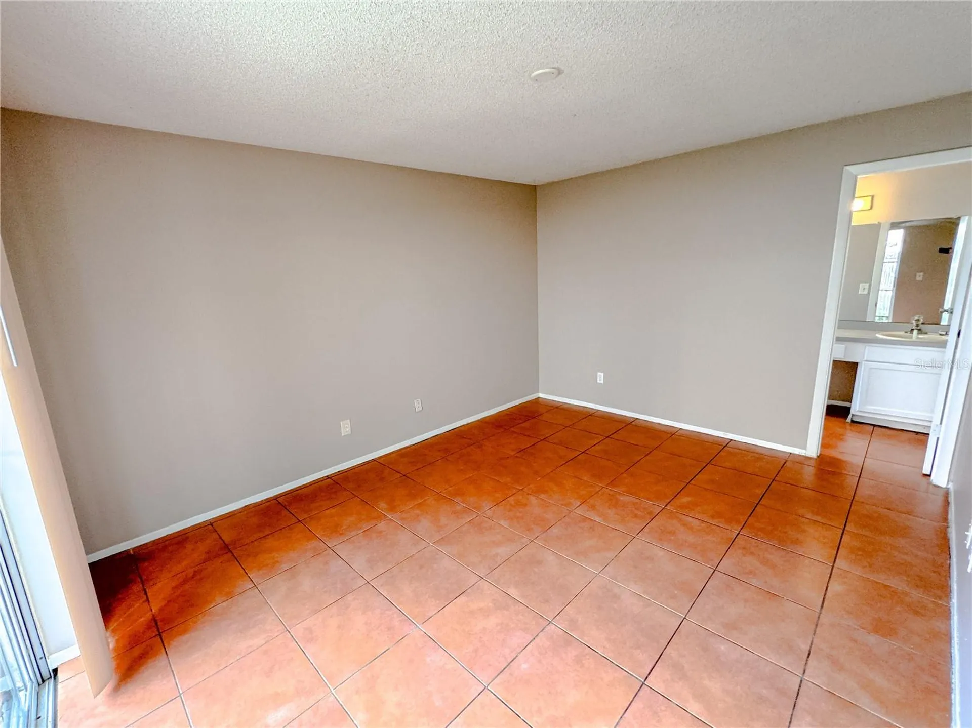 7821 Farnsworth Court Orlando FL 32825