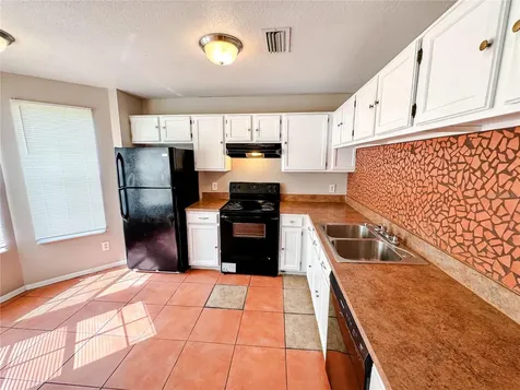 7821 Farnsworth Court Orlando FL 32825