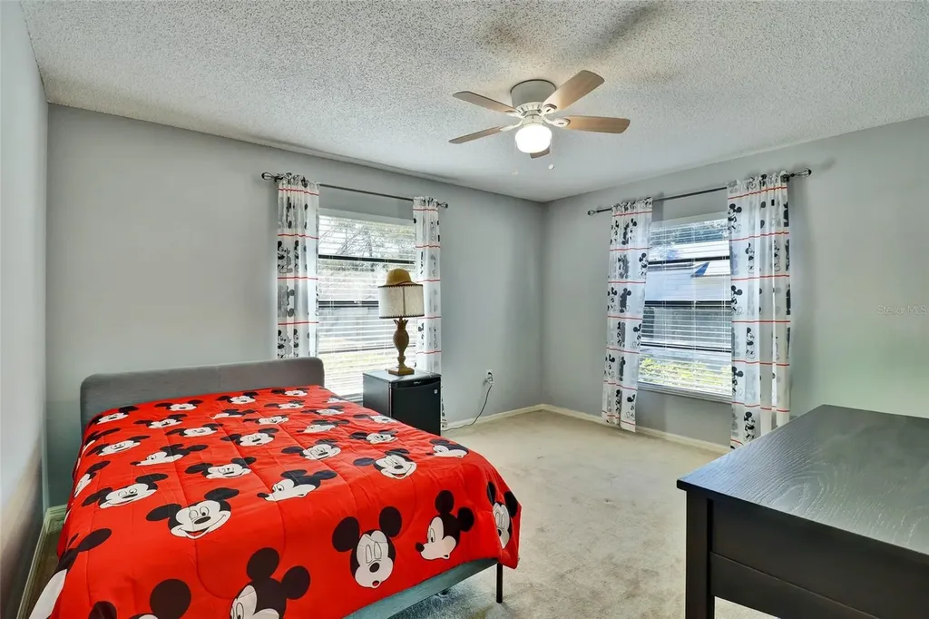 4318 Woodtree Lane Orlando FL 32835