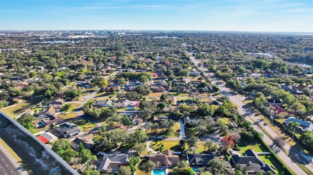 4318 Woodtree Lane Orlando FL 32835