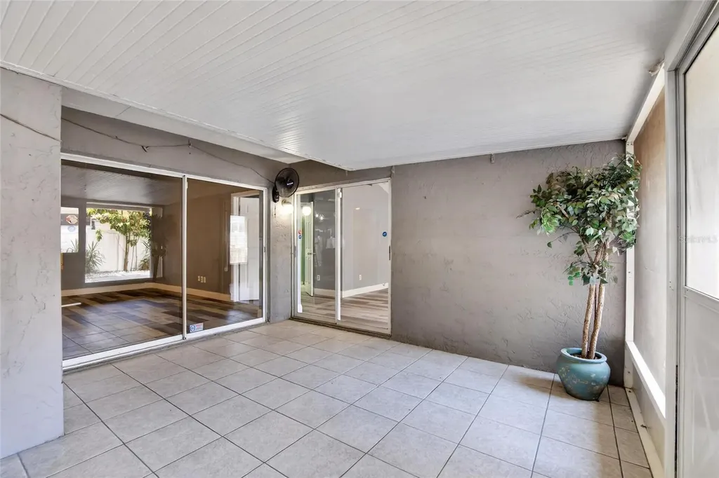 305 Sand Ridge Drive Valrico FL 33594