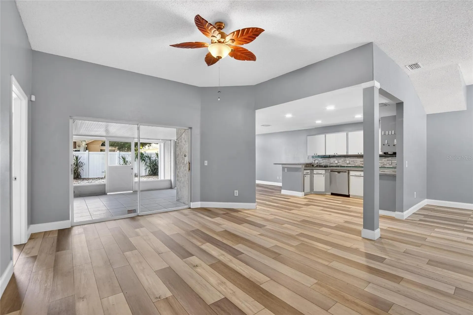 305 Sand Ridge Drive Valrico FL 33594