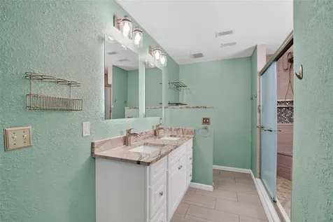 305 Sand Ridge Drive Valrico FL 33594