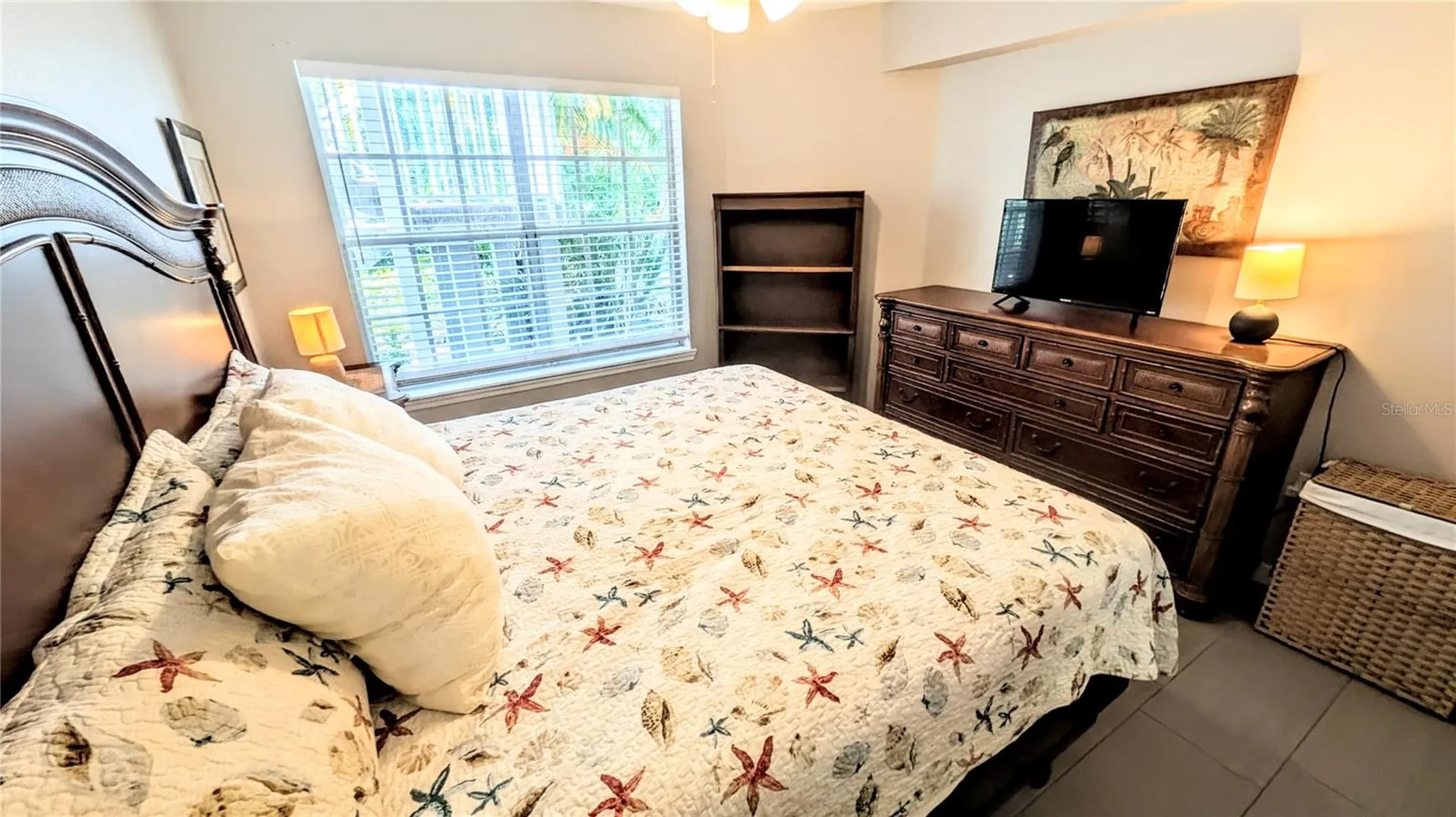 850 S Tamiami Trail Sarasota FL 34236
