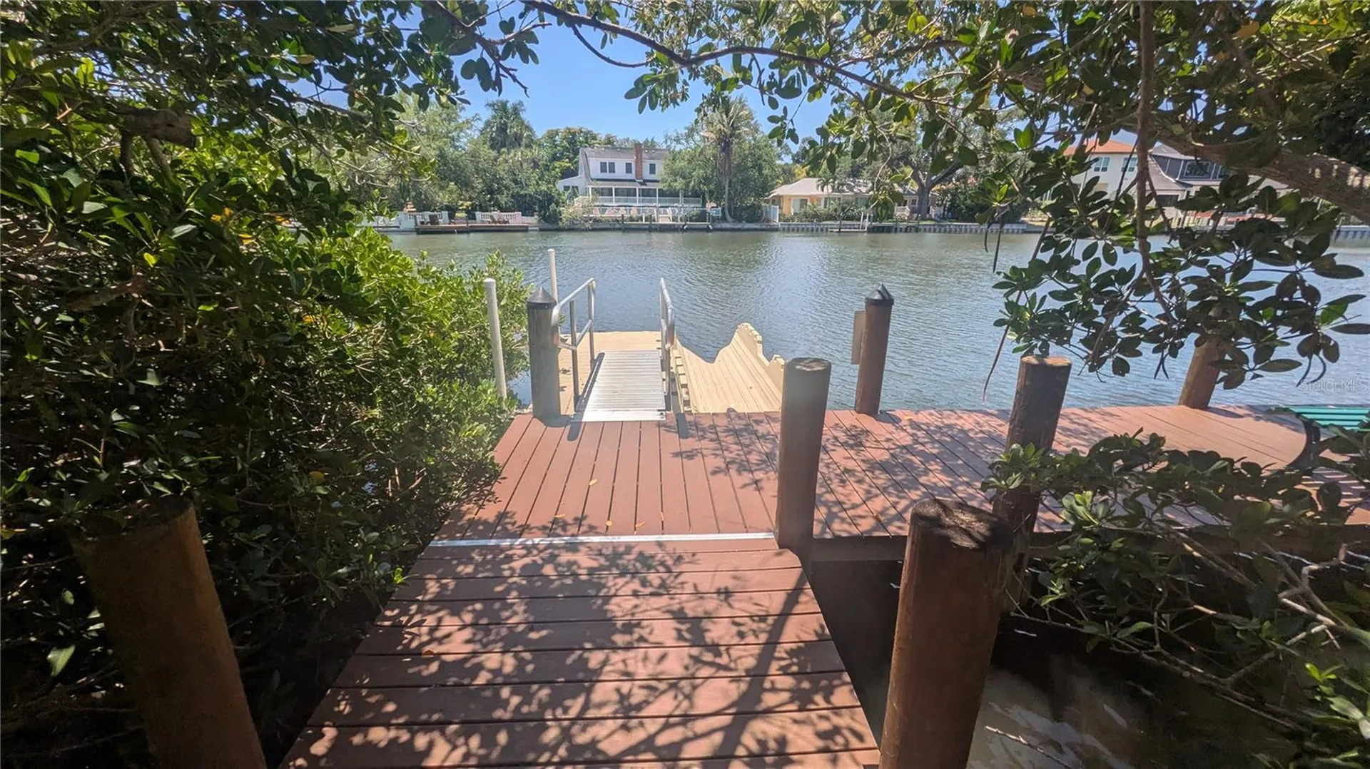 850 S Tamiami Trail Sarasota FL 34236