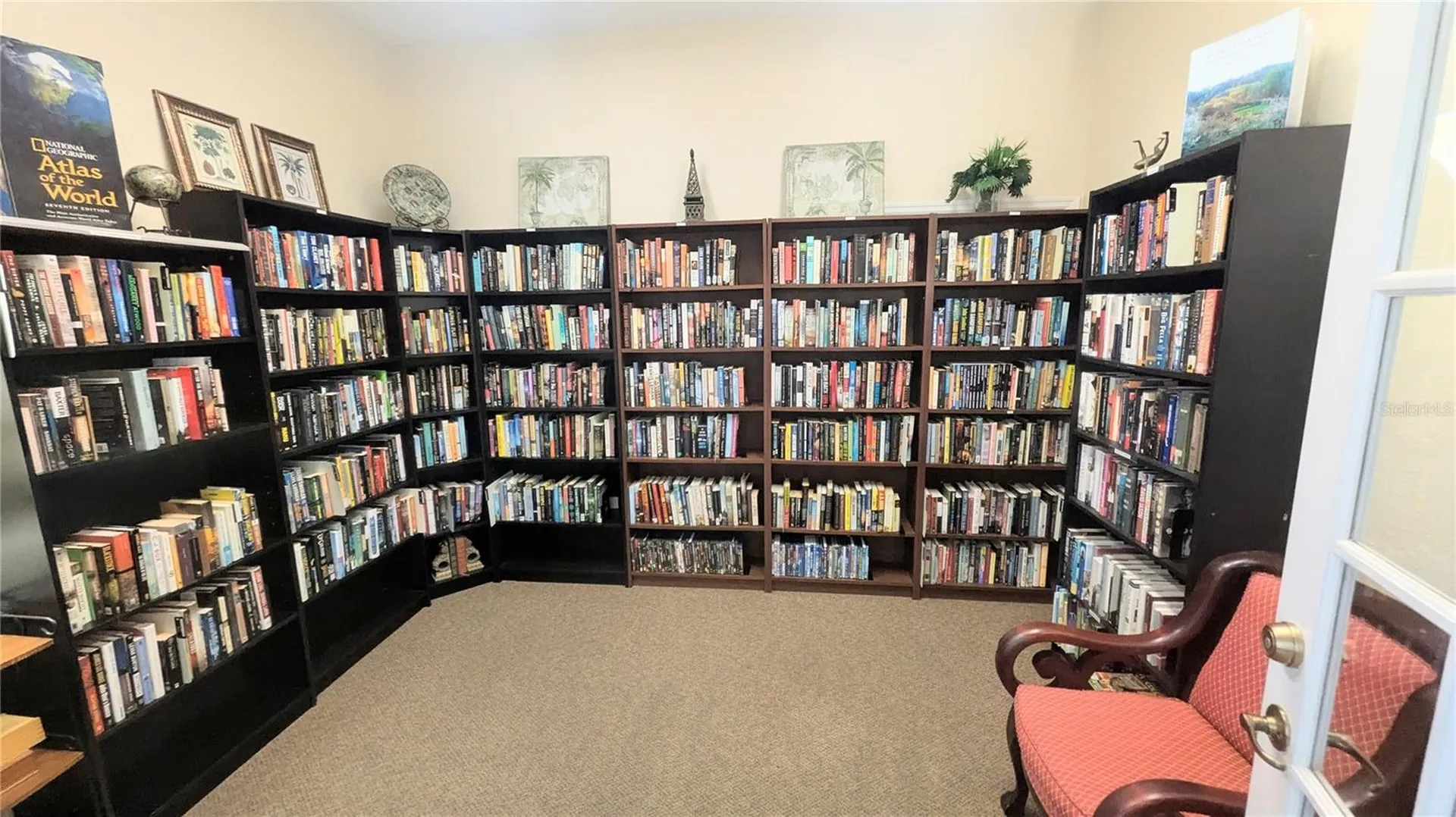 850 S Tamiami Trail Sarasota FL 34236