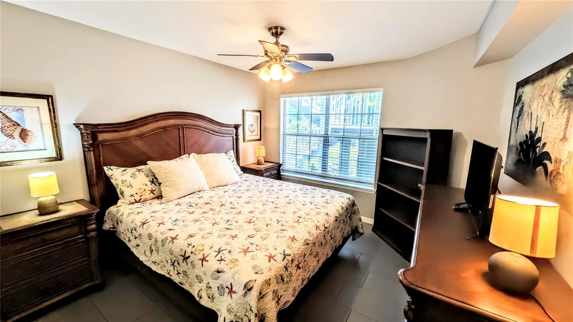 850 S Tamiami Trail Sarasota FL 34236