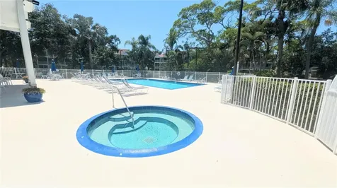 850 S Tamiami Trail Sarasota FL 34236