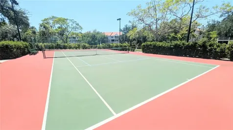 850 S Tamiami Trail Sarasota FL 34236