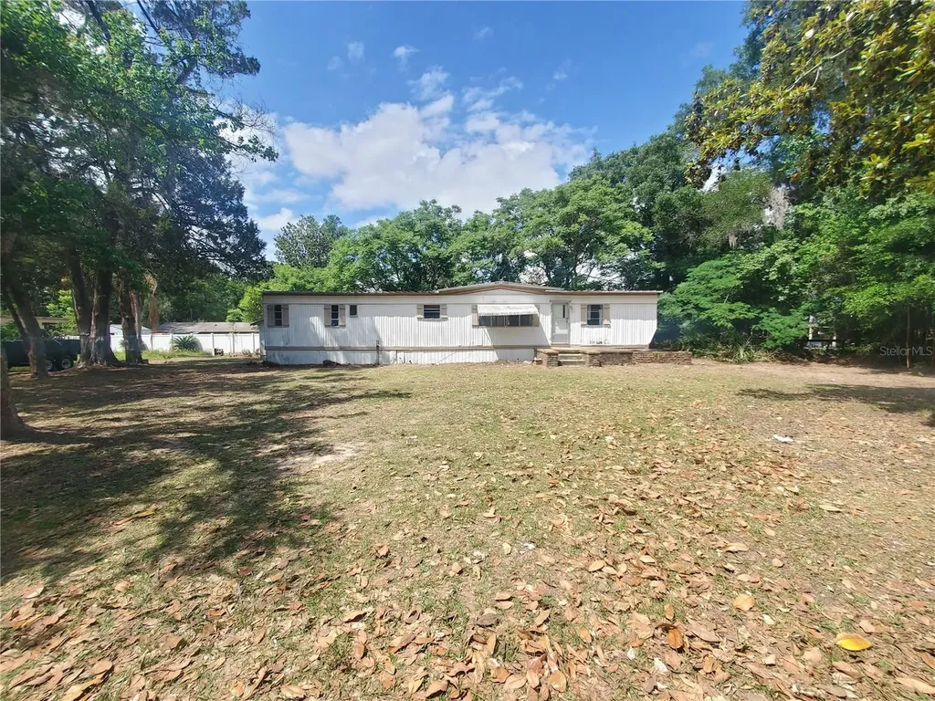 6945 SE 110th Street Belleview FL 34420