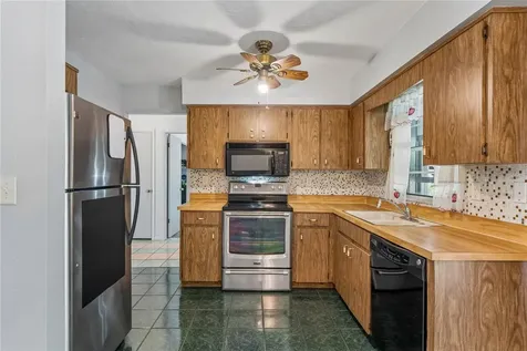 14345 Missouri Skylark Road Weeki Wachee FL 34614